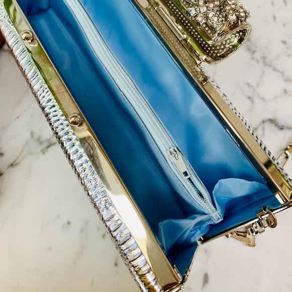 Silver Crocodile Diamond Clutch - Picture 3 of 12